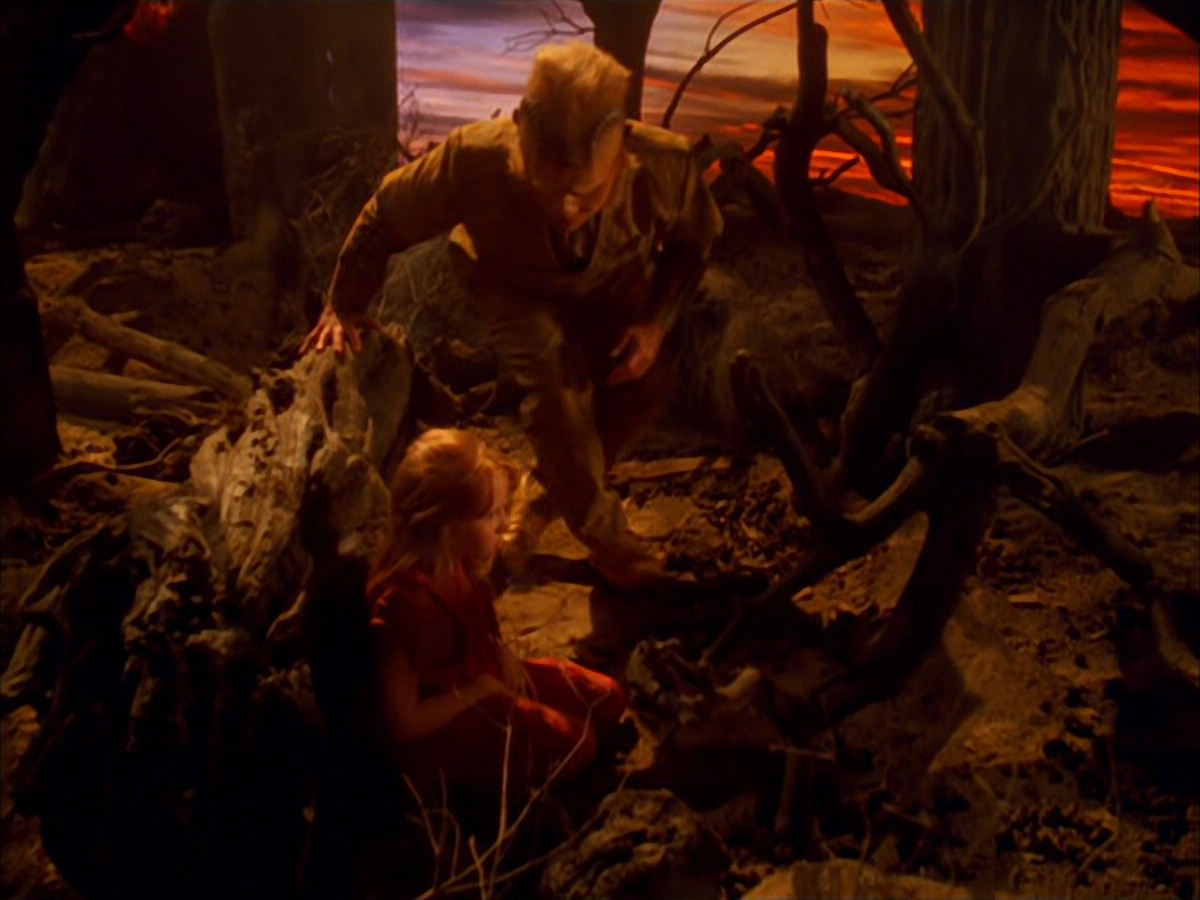 extant_StarTrek_VOY_5x05-OnceUponATime_03370.jpg