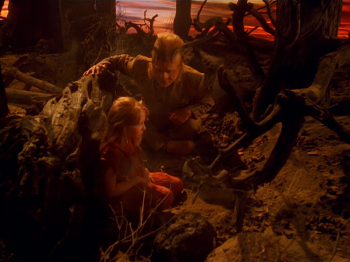 extant_StarTrek_VOY_5x05-OnceUponATime_03373.jpg