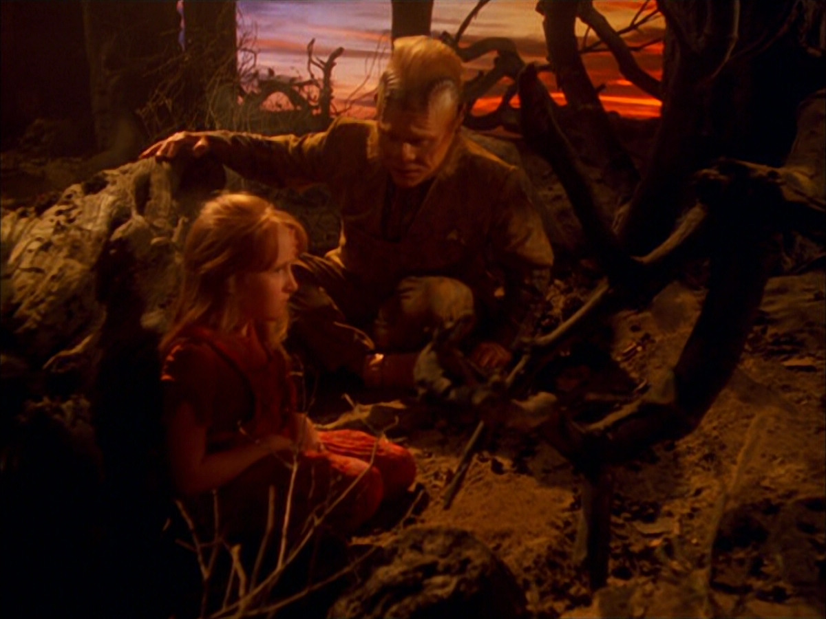 extant_StarTrek_VOY_5x05-OnceUponATime_03379.jpg