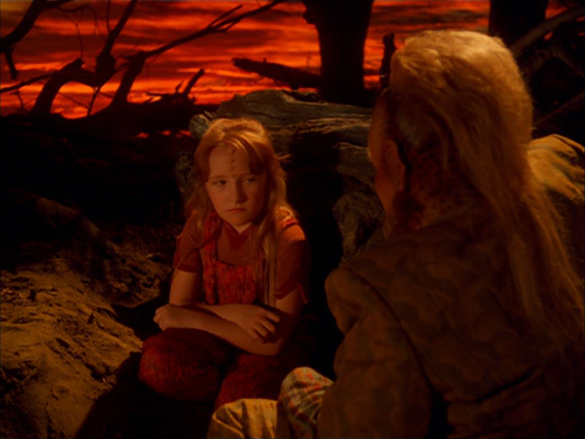 extant_StarTrek_VOY_5x05-OnceUponATime_03385.jpg