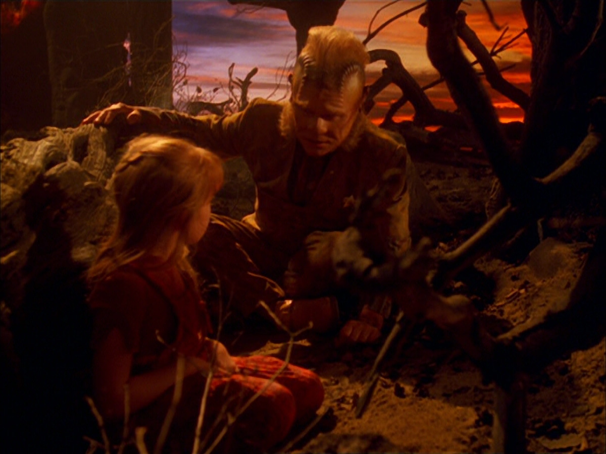 extant_StarTrek_VOY_5x05-OnceUponATime_03395.jpg