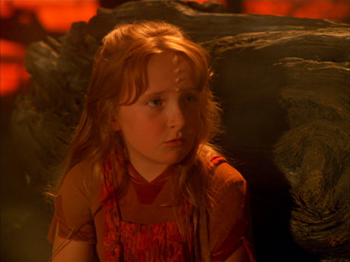 extant_StarTrek_VOY_5x05-OnceUponATime_03452.jpg