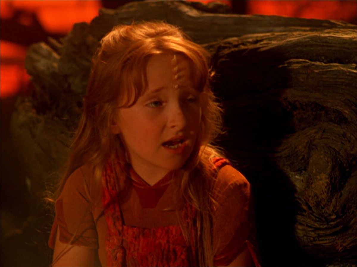 extant_StarTrek_VOY_5x05-OnceUponATime_03455.jpg