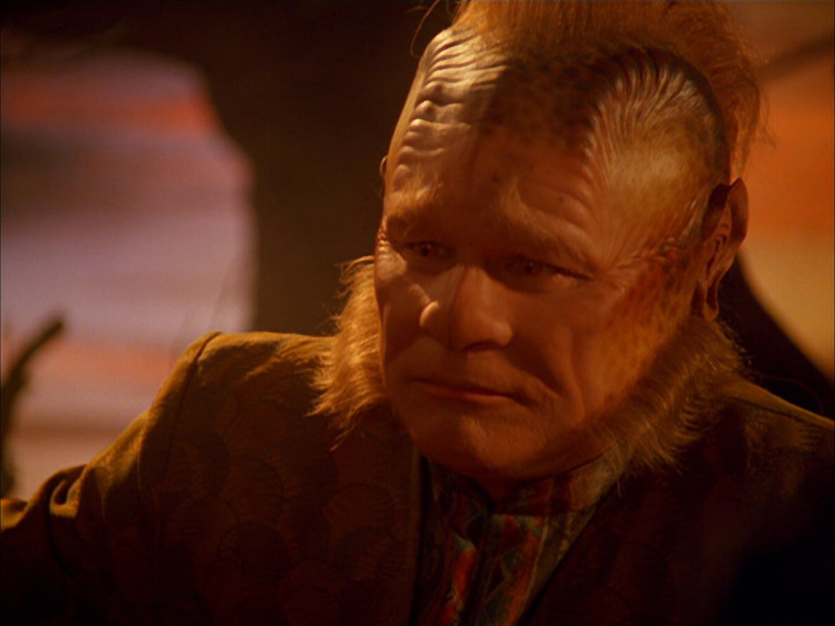 extant_StarTrek_VOY_5x05-OnceUponATime_03459.jpg
