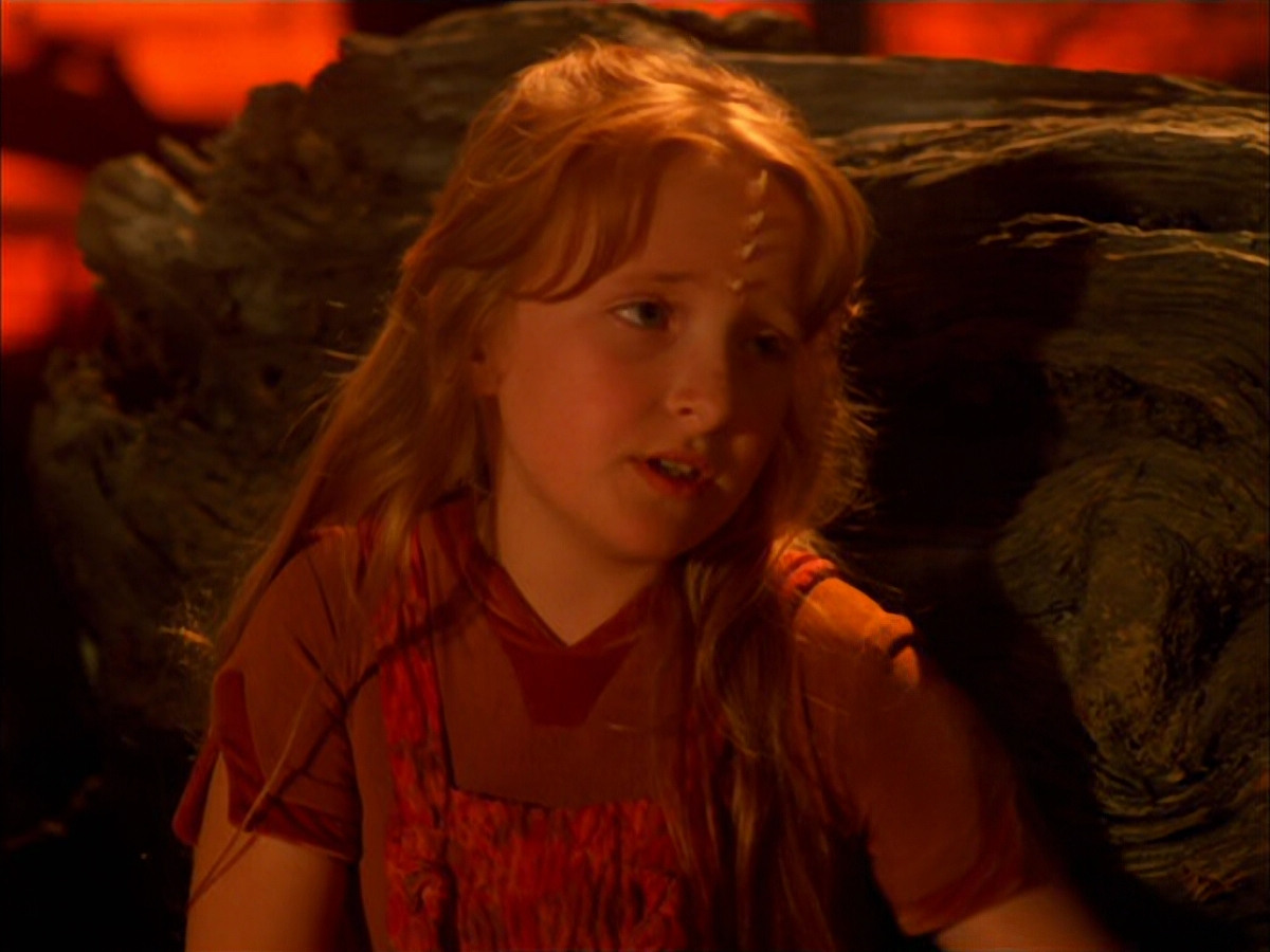 extant_StarTrek_VOY_5x05-OnceUponATime_03476.jpg