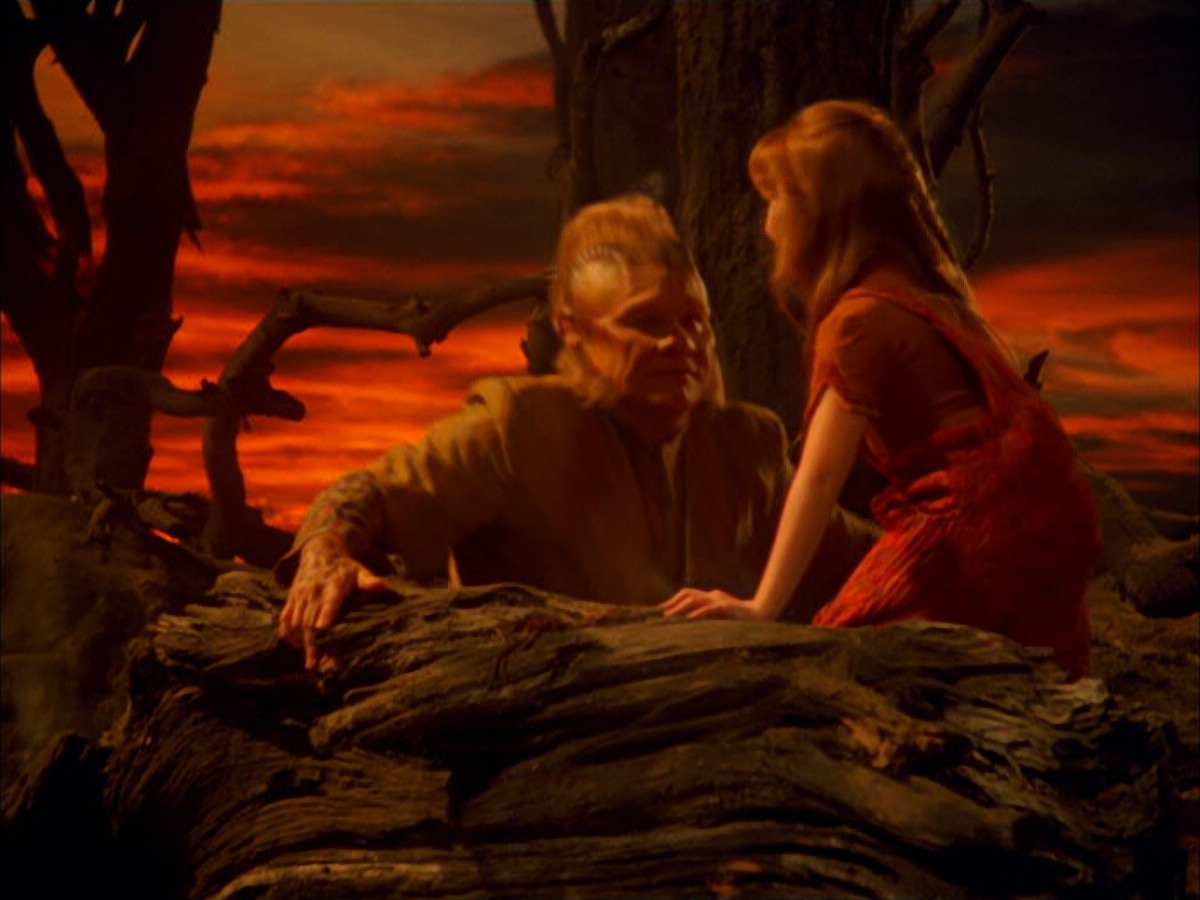 extant_StarTrek_VOY_5x05-OnceUponATime_03505.jpg
