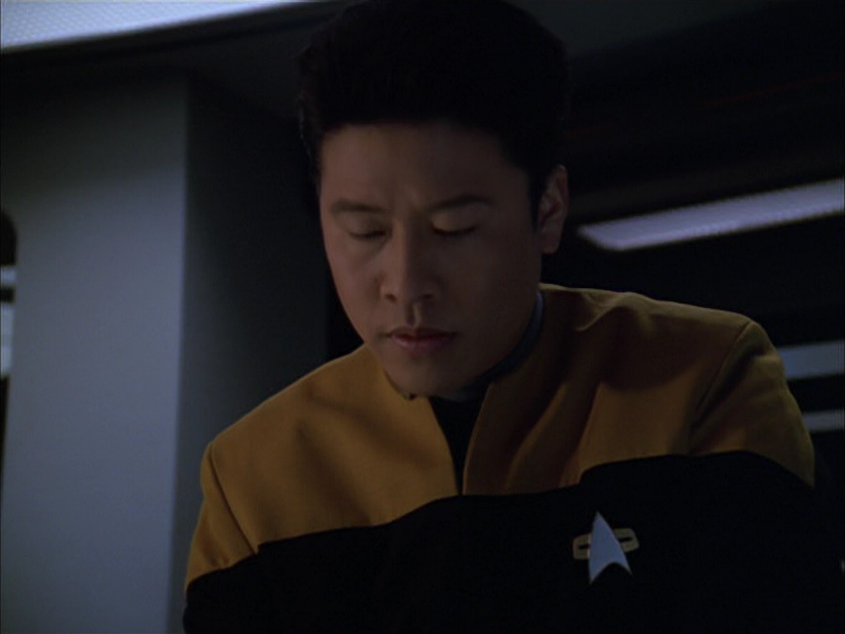 extant_StarTrek_VOY_5x05-OnceUponATime_03551.jpg