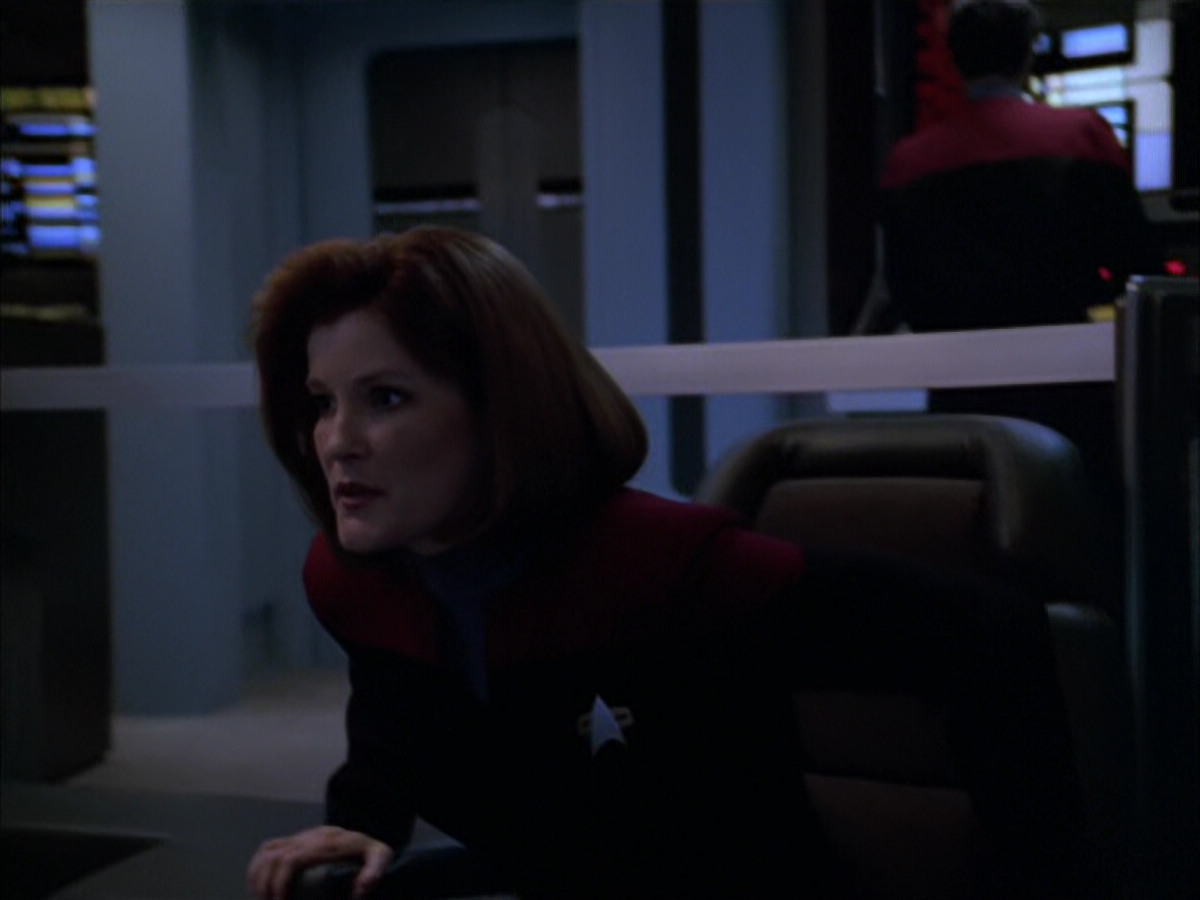 extant_StarTrek_VOY_5x05-OnceUponATime_03559.jpg