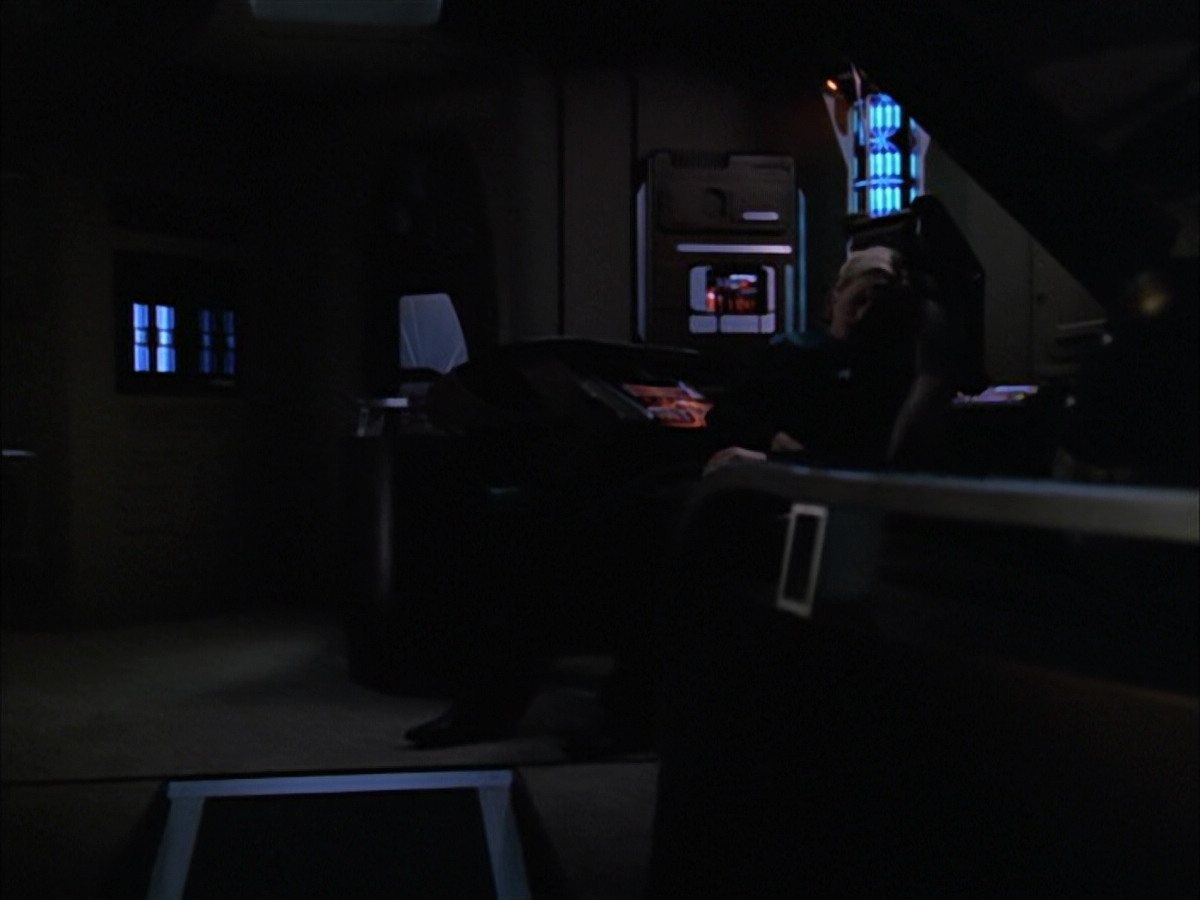 extant_StarTrek_VOY_5x05-OnceUponATime_03566.jpg