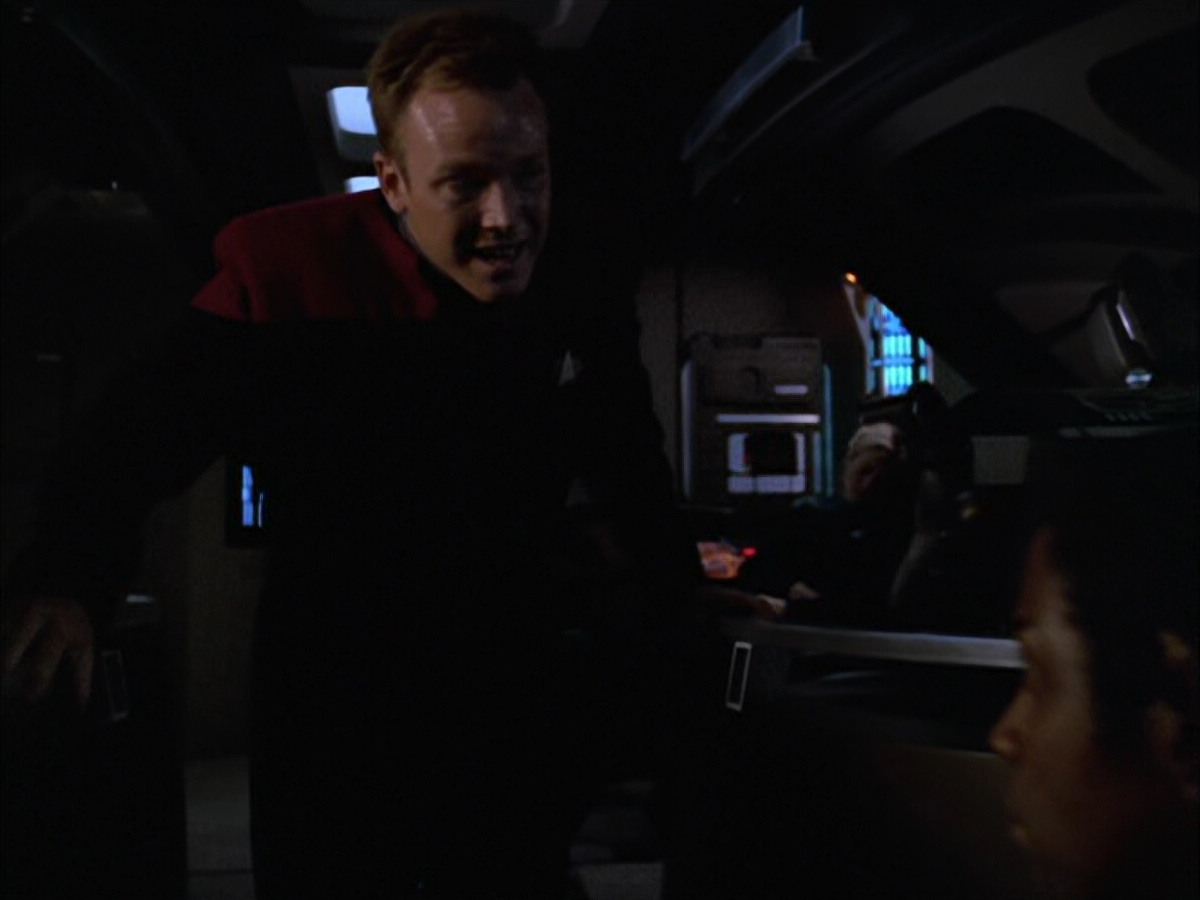 extant_StarTrek_VOY_5x05-OnceUponATime_03570.jpg