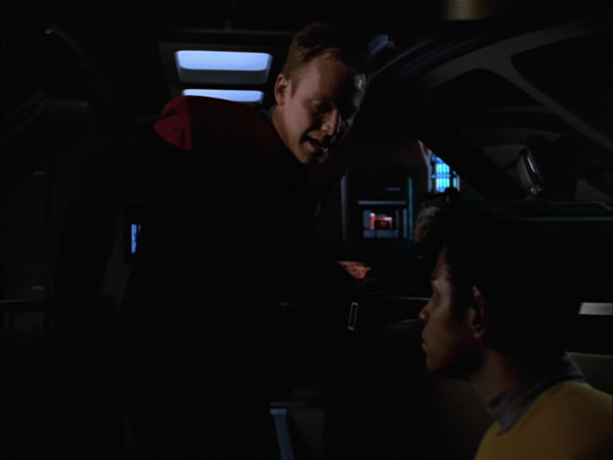 extant_StarTrek_VOY_5x05-OnceUponATime_03571.jpg