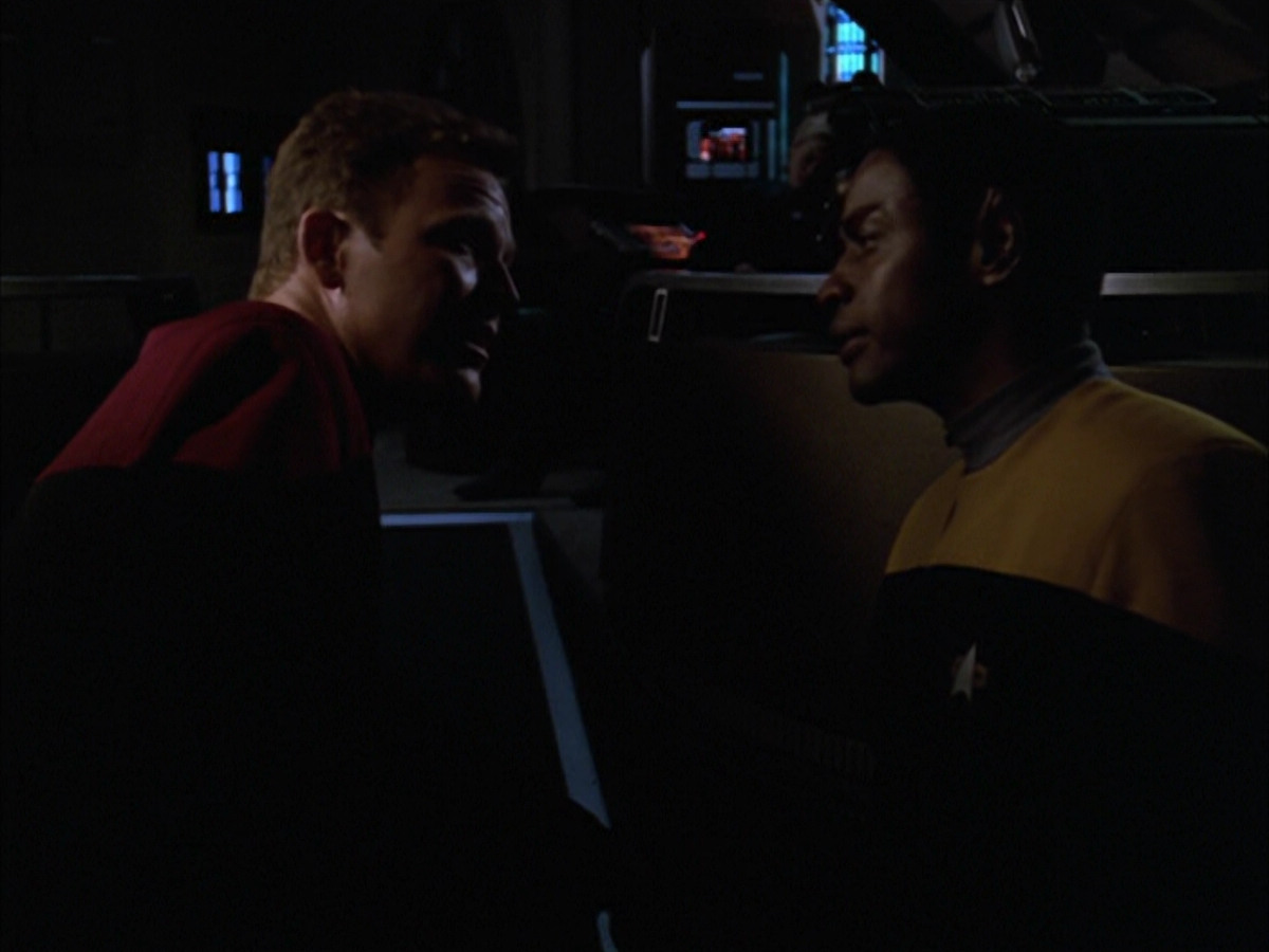 extant_StarTrek_VOY_5x05-OnceUponATime_03592.jpg