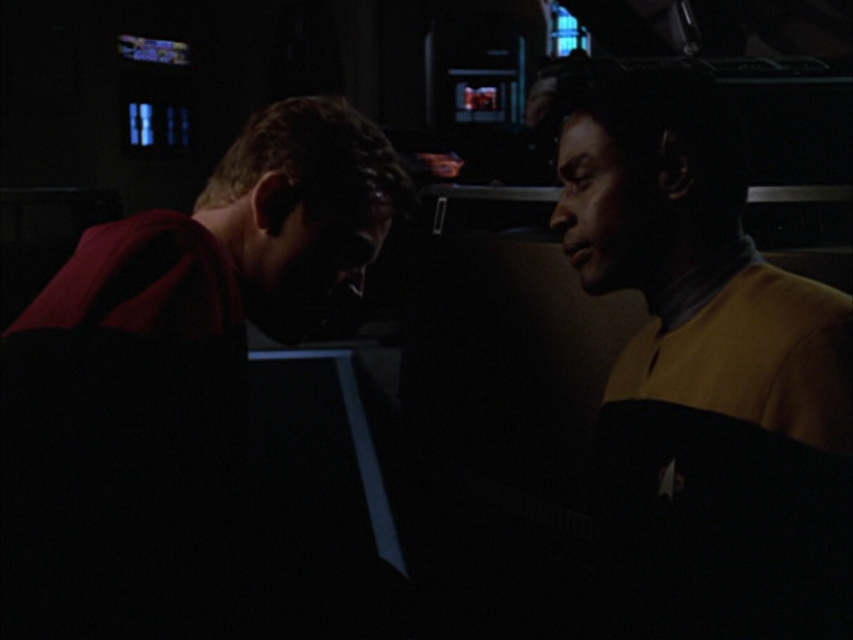 extant_StarTrek_VOY_5x05-OnceUponATime_03595.jpg