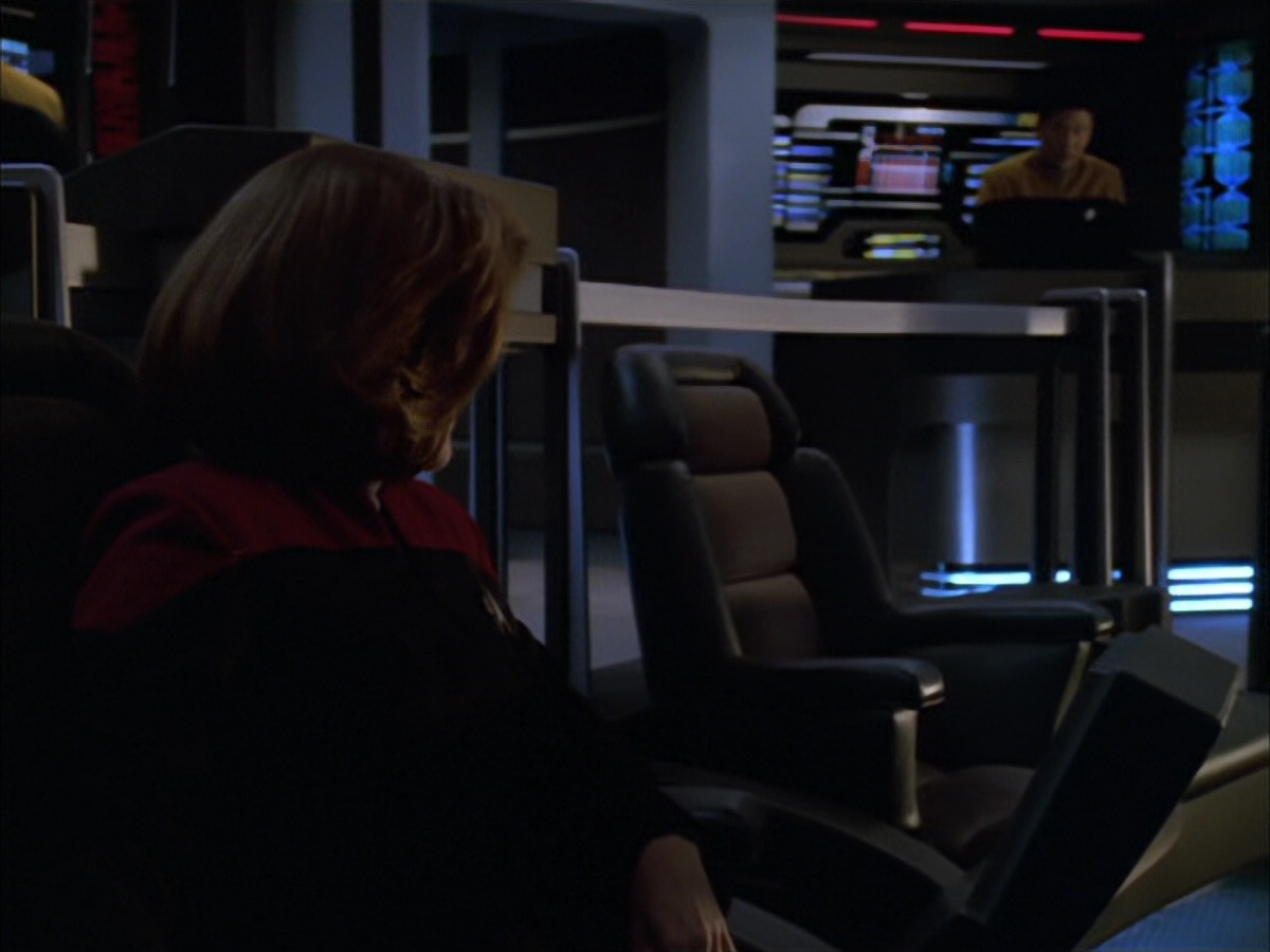 extant_StarTrek_VOY_5x05-OnceUponATime_03627.jpg
