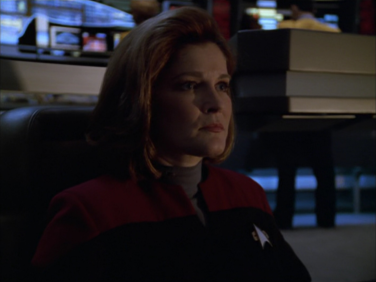 extant_StarTrek_VOY_5x05-OnceUponATime_03642.jpg