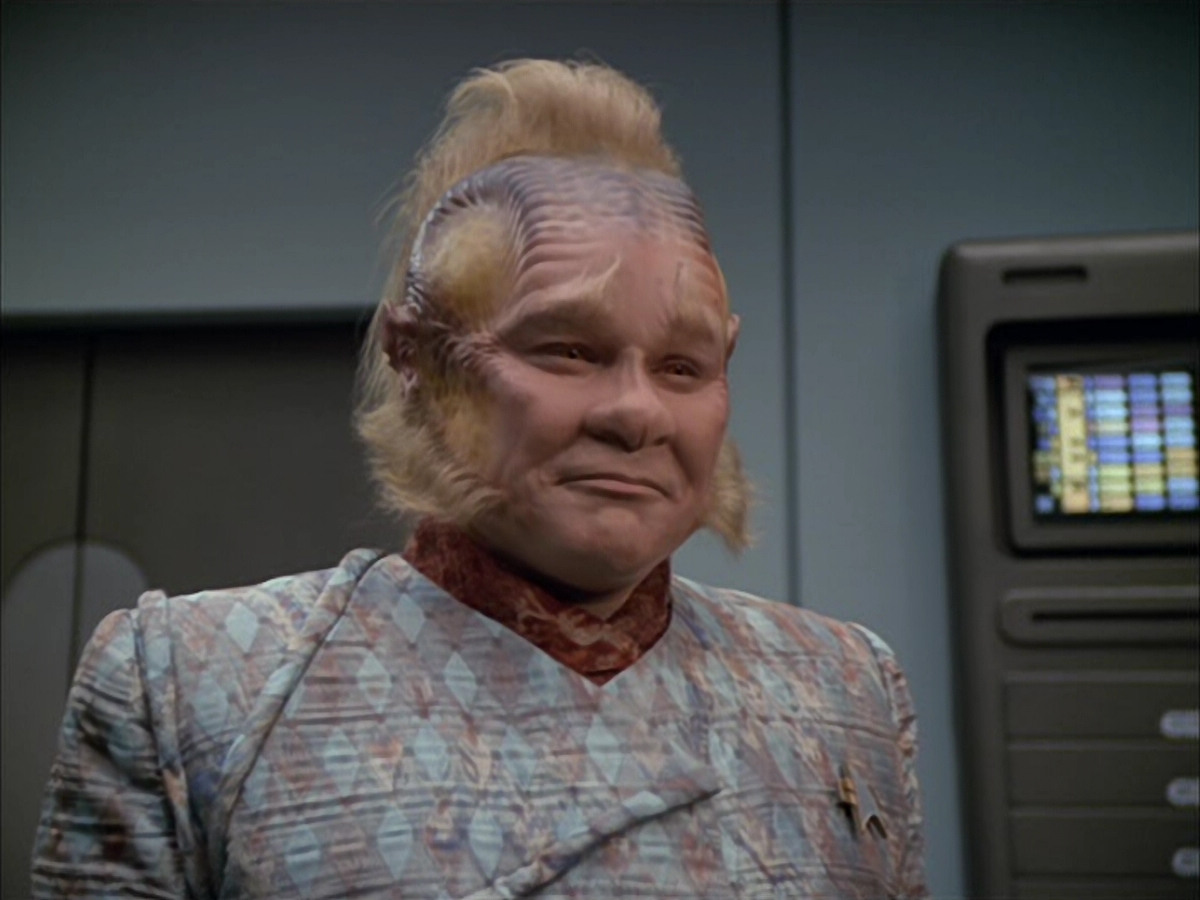 extant_StarTrek_VOY_5x05-OnceUponATime_03674.jpg