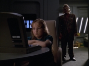 extant_StarTrek_VOY_5x05-OnceUponATime_00358.jpg