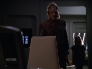 extant_StarTrek_VOY_5x05-OnceUponATime_00368.jpg