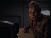 extant_StarTrek_VOY_5x05-OnceUponATime_00378.jpg
