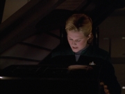 extant_StarTrek_VOY_5x05-OnceUponATime_00406.jpg