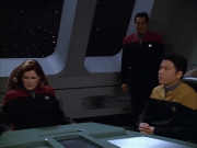 extant_StarTrek_VOY_5x05-OnceUponATime_00602.jpg