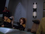 extant_StarTrek_VOY_5x05-OnceUponATime_00607.jpg