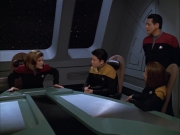 extant_StarTrek_VOY_5x05-OnceUponATime_00657.jpg