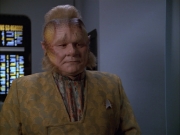 extant_StarTrek_VOY_5x05-OnceUponATime_00709.jpg