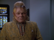extant_StarTrek_VOY_5x05-OnceUponATime_00711.jpg
