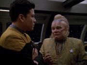 extant_StarTrek_VOY_5x05-OnceUponATime_00819.jpg