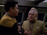 extant_StarTrek_VOY_5x05-OnceUponATime_00821.jpg