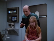 extant_StarTrek_VOY_5x05-OnceUponATime_01304.jpg