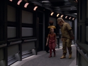 extant_StarTrek_VOY_5x05-OnceUponATime_01414.jpg