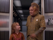 extant_StarTrek_VOY_5x05-OnceUponATime_01457.jpg