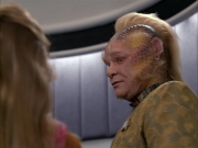 extant_StarTrek_VOY_5x05-OnceUponATime_01469.jpg