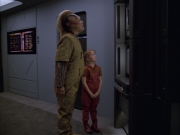 extant_StarTrek_VOY_5x05-OnceUponATime_01551.jpg