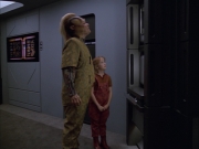extant_StarTrek_VOY_5x05-OnceUponATime_01552.jpg