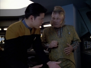 Filename=extant_StarTrek_VOY_5x05-OnceUponATime_01800.jpg
Filesize=146KiB
Dimensions=1200x900
Date added=Nov 12, 2019 extant_StarTrek_VOY_5x05-OnceUponATime_01800.jpg
