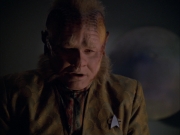 extant_StarTrek_VOY_5x05-OnceUponATime_02053.jpg