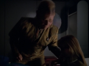 extant_StarTrek_VOY_5x05-OnceUponATime_02064.jpg