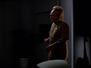 extant_StarTrek_VOY_5x05-OnceUponATime_02126.jpg