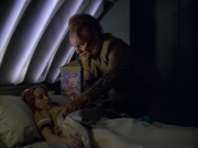 extant_StarTrek_VOY_5x05-OnceUponATime_02271.jpg