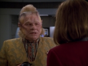 extant_StarTrek_VOY_5x05-OnceUponATime_02471.jpg