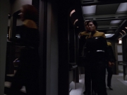 extant_StarTrek_VOY_5x05-OnceUponATime_02849.jpg