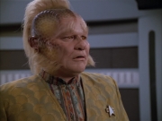 extant_StarTrek_VOY_5x05-OnceUponATime_02918.jpg
