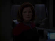 extant_StarTrek_VOY_5x05-OnceUponATime_02933.jpg