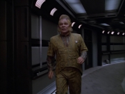 extant_StarTrek_VOY_5x05-OnceUponATime_02947.jpg