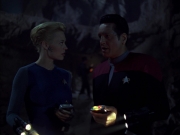 extant_StarTrek_VOY_5x05-OnceUponATime_03020.jpg