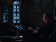 extant_StarTrek_VOY_5x05-OnceUponATime_03080.jpg