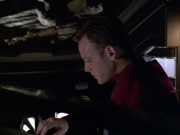 extant_StarTrek_VOY_5x05-OnceUponATime_03180.jpg